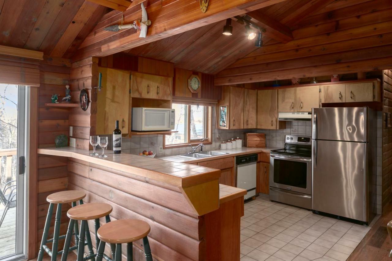 Creekside Cabin フェアモント・ホット・スプリングス エクステリア 写真